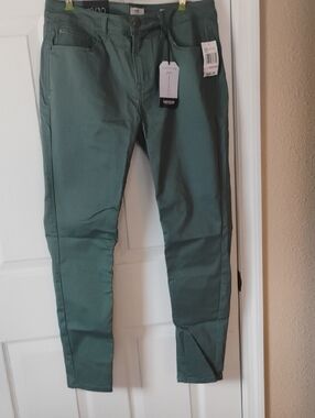 Kensie Jeans Effortless Ankle Mid Rise Size 10/30 New $58 Color Is Spruce